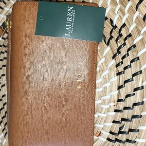 LAUREN Raph Lauren Genuine Leather Tan WALLET. New With Tags . MSRP $98